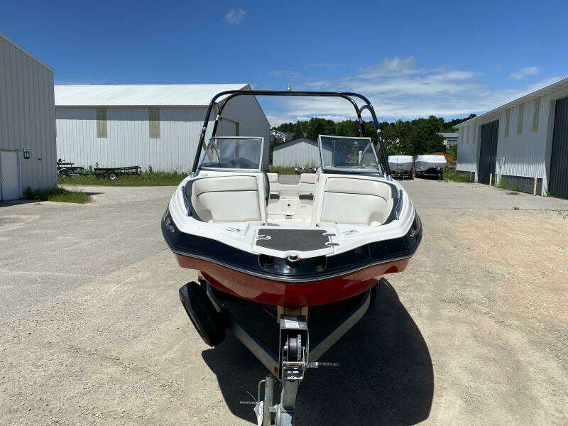23ft Yamaha Boats Yacht For Sale
