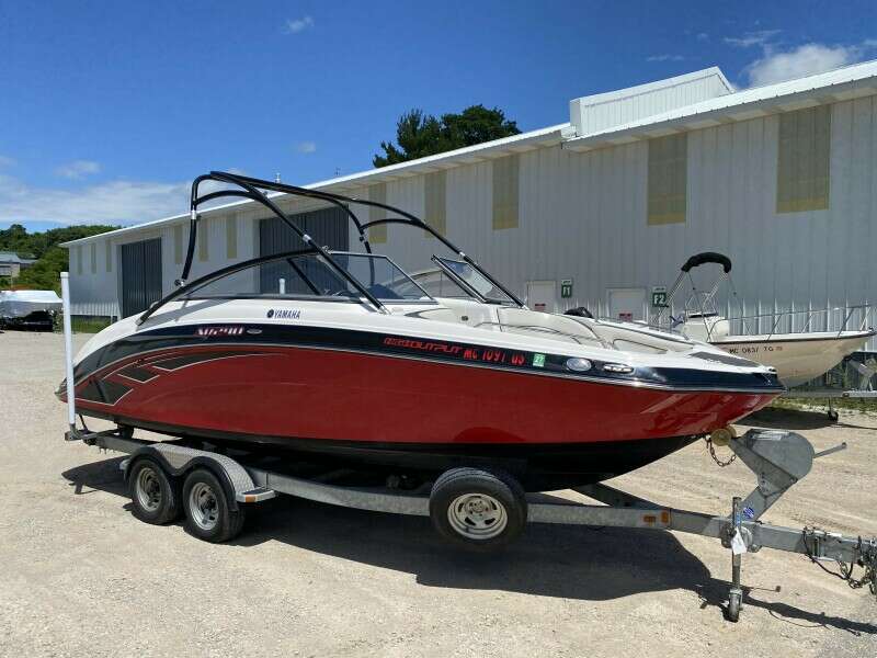 23ft Yamaha Boats Yacht For Sale