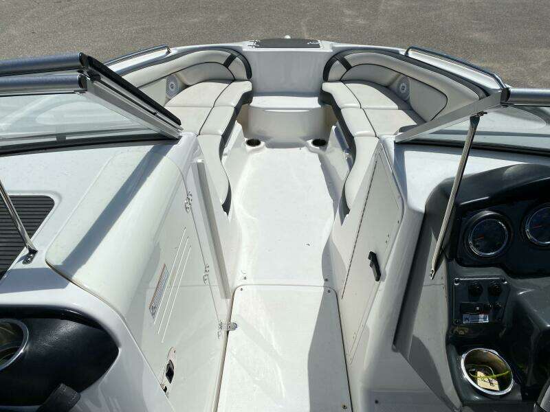 23ft Yamaha Boats Yacht For Sale