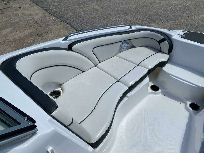 23ft Yamaha Boats Yacht For Sale