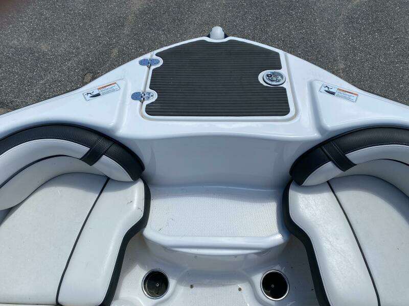 23ft Yamaha Boats Yacht For Sale