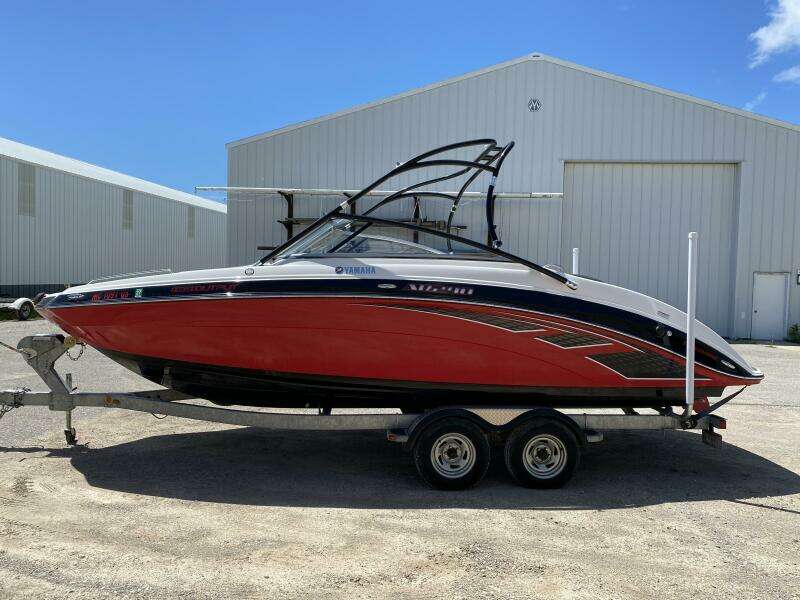 23ft Yamaha Boats Yacht For Sale