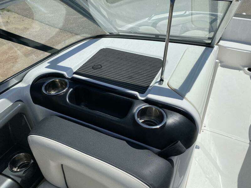 23ft Yamaha Boats Yacht For Sale