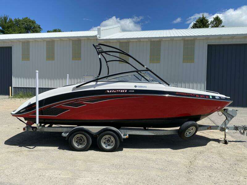 23ft Yamaha Boats Yacht For Sale