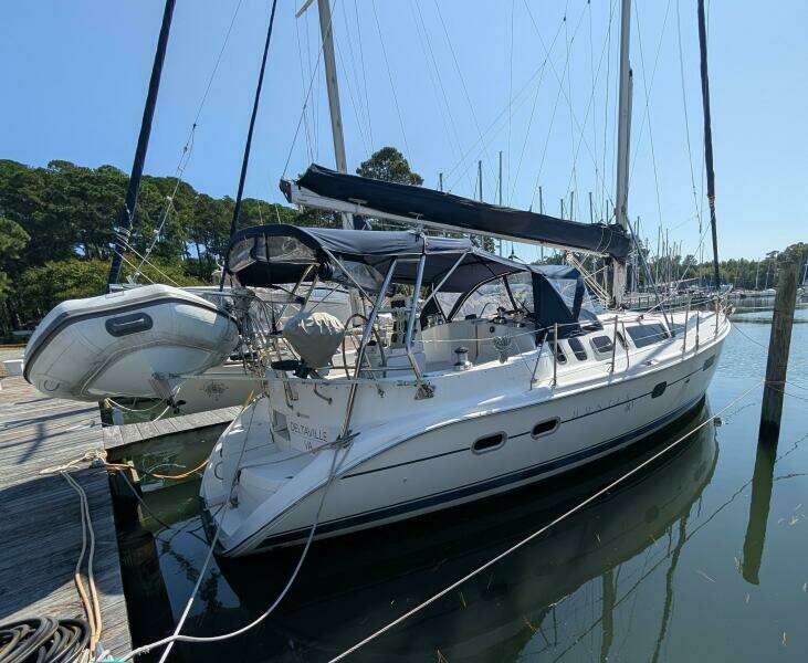 Zephyrus 41ft Hunter Yacht For Sale