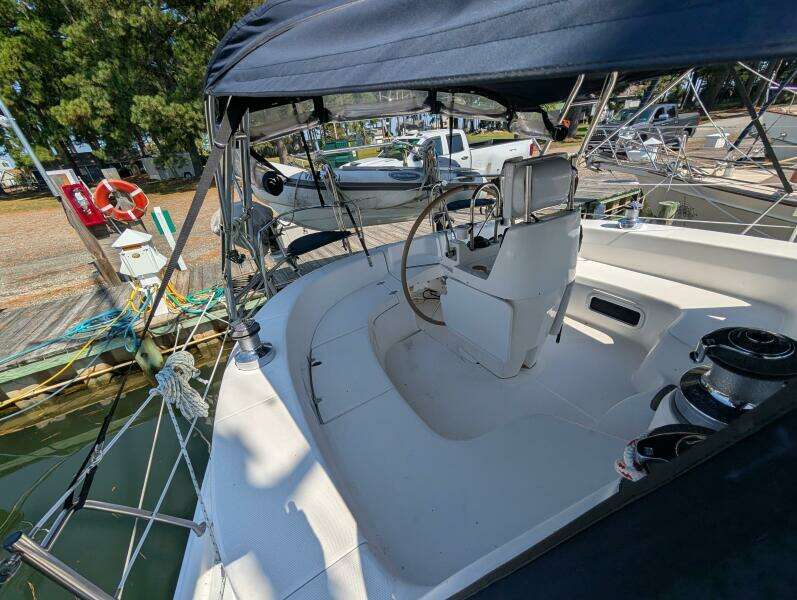 Zephyrus 41ft Hunter Yacht For Sale