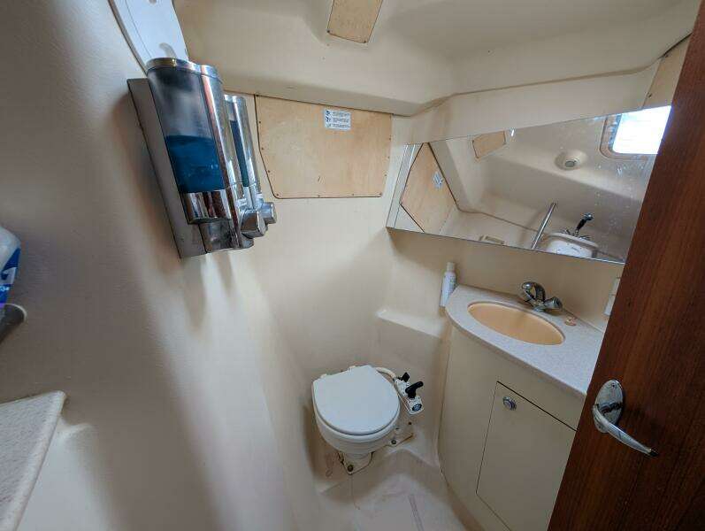 Zephyrus 41ft Hunter Yacht For Sale