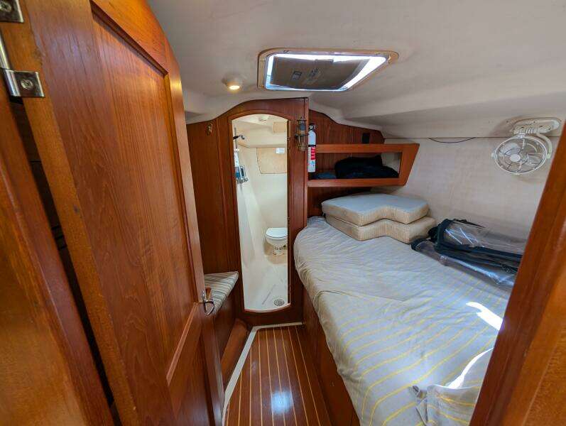 Zephyrus 41ft Hunter Yacht For Sale