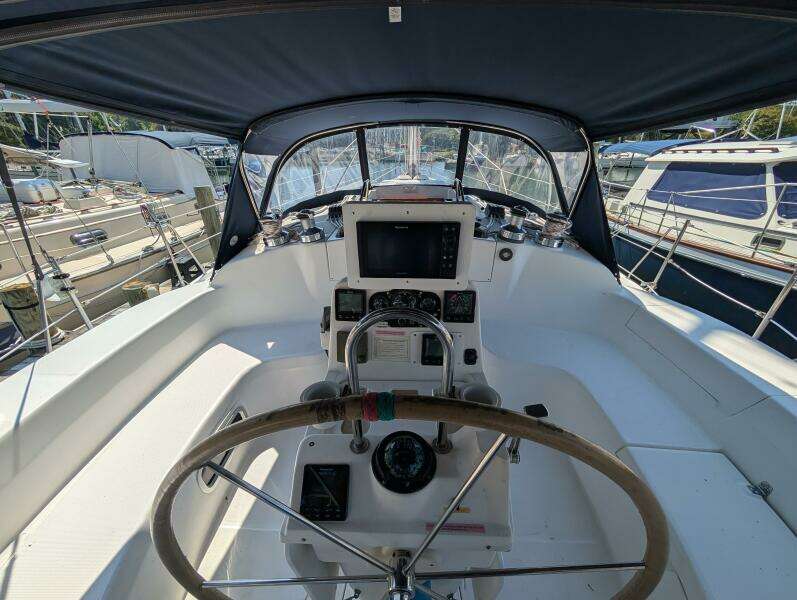 Zephyrus 41ft Hunter Yacht For Sale