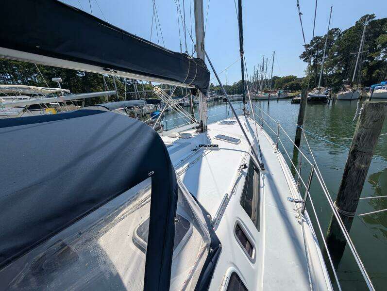 Zephyrus 41ft Hunter Yacht For Sale