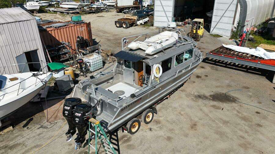 31ft Lifetimer Yacht For Sale
