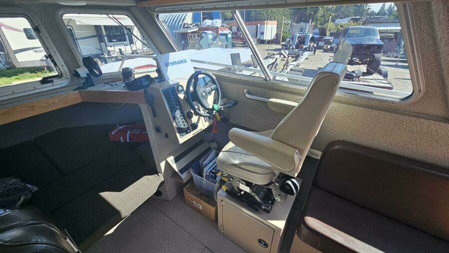 31ft Lifetimer Yacht For Sale