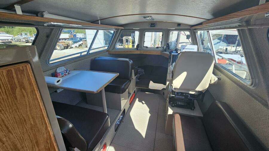 31ft Lifetimer Yacht For Sale