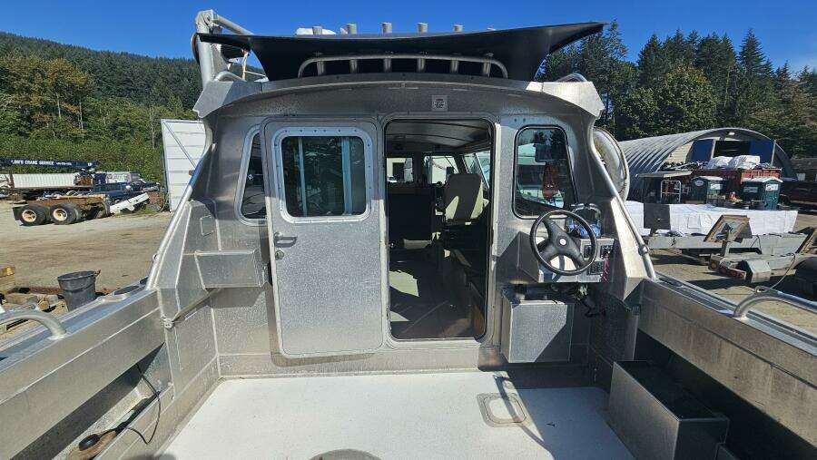31ft Lifetimer Yacht For Sale