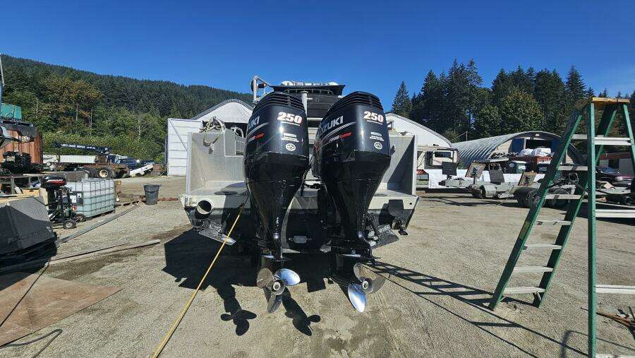 31ft Lifetimer Yacht For Sale