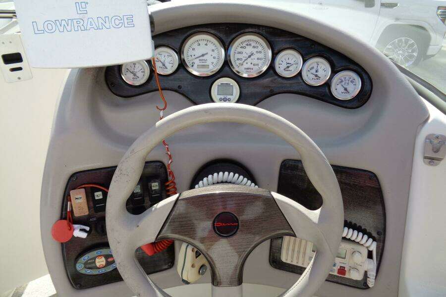 24ft Stingray Yacht For Sale