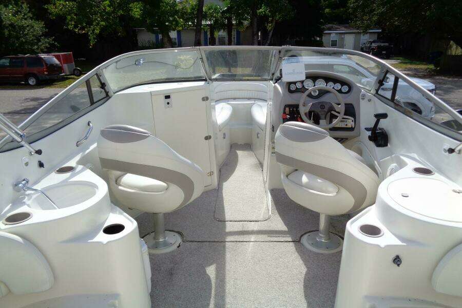 24ft Stingray Yacht For Sale