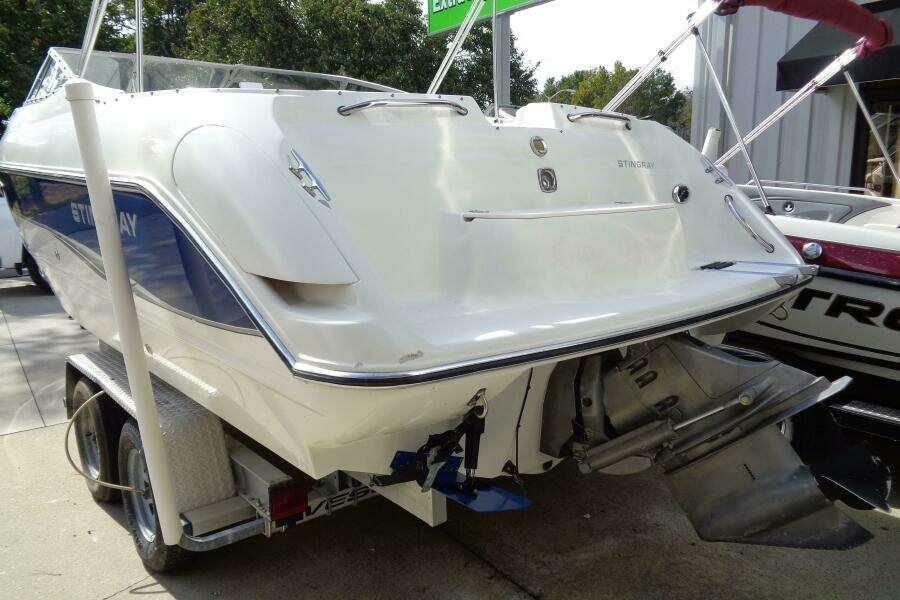 24ft Stingray Yacht For Sale