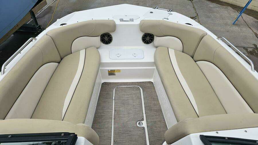 23ft NauticStar Yacht For Sale