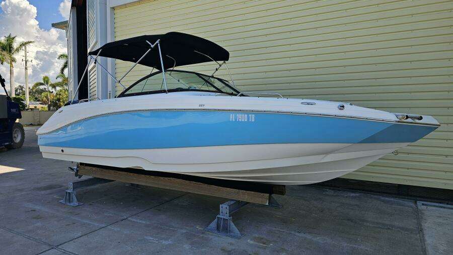23ft NauticStar Yacht For Sale