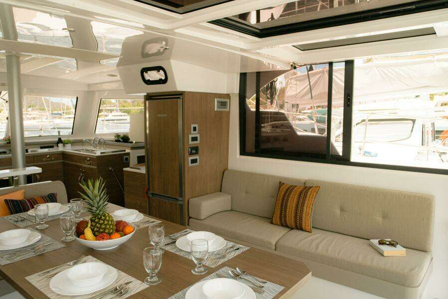 Pinnacle 40ft Bali Yacht For Sale