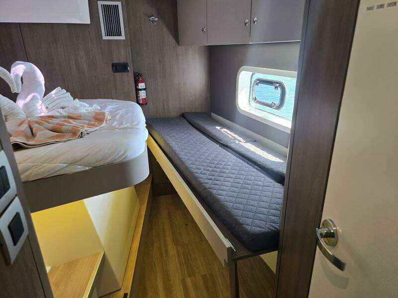 Pinnacle 40ft Bali Yacht For Sale