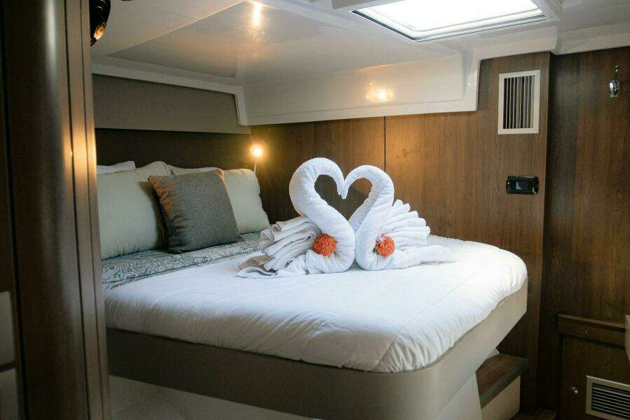 Pinnacle 40ft Bali Yacht For Sale