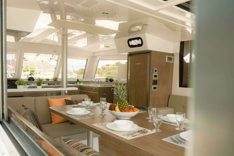 Pinnacle 40ft Bali Yacht For Sale