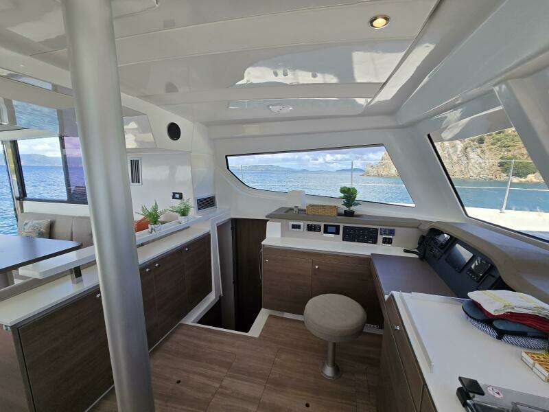 Pinnacle 40ft Bali Yacht For Sale