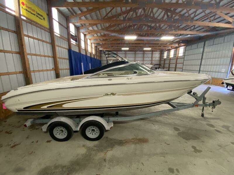 21ft Sea Ray Yacht For Sale