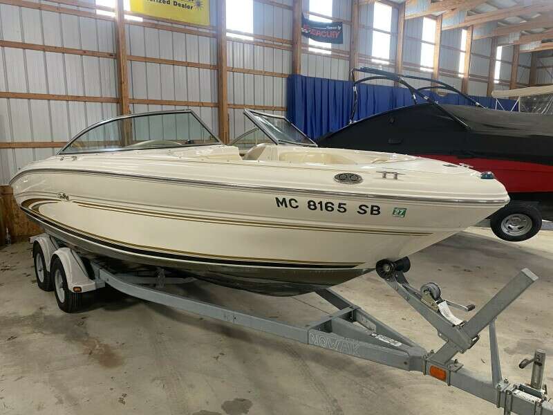 21ft Sea Ray Yacht For Sale