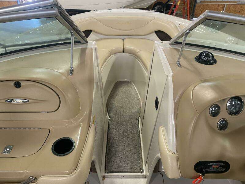 21ft Sea Ray Yacht For Sale