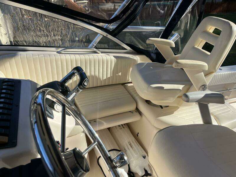 35ft Grady White Yacht For Sale