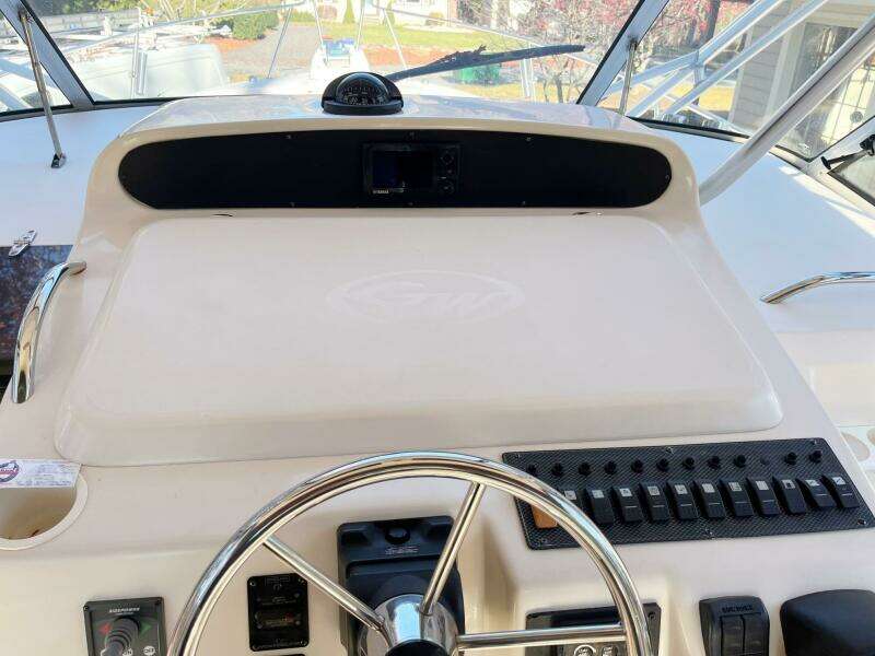 35ft Grady White Yacht For Sale
