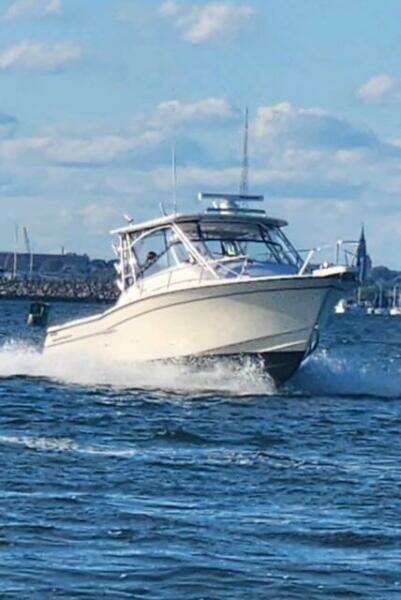 35ft Grady White Yacht For Sale