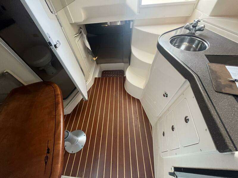35ft Grady White Yacht For Sale
