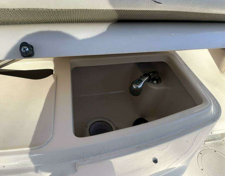 35ft Grady White Yacht For Sale