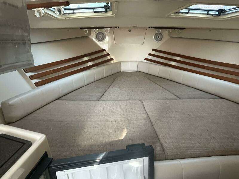 35ft Grady White Yacht For Sale