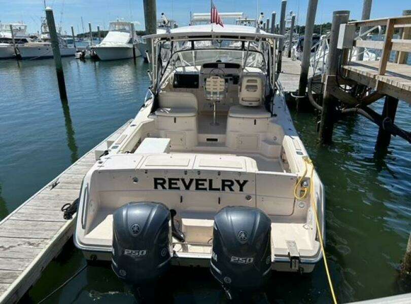 35ft Grady White Yacht For Sale