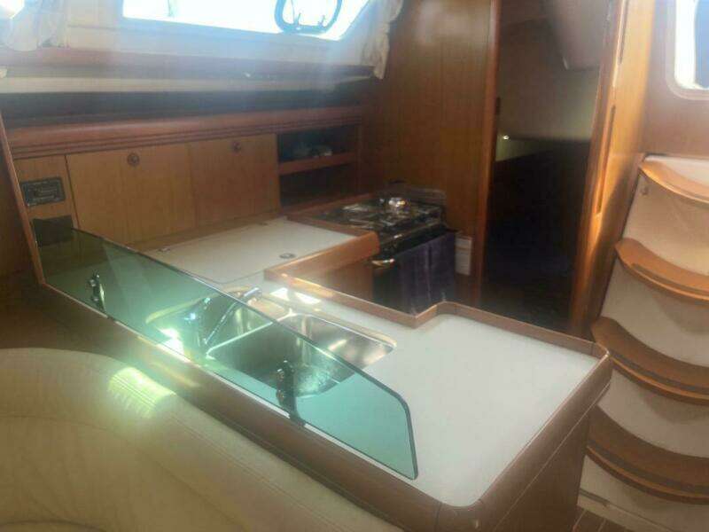 39ft Jeanneau Yacht For Sale