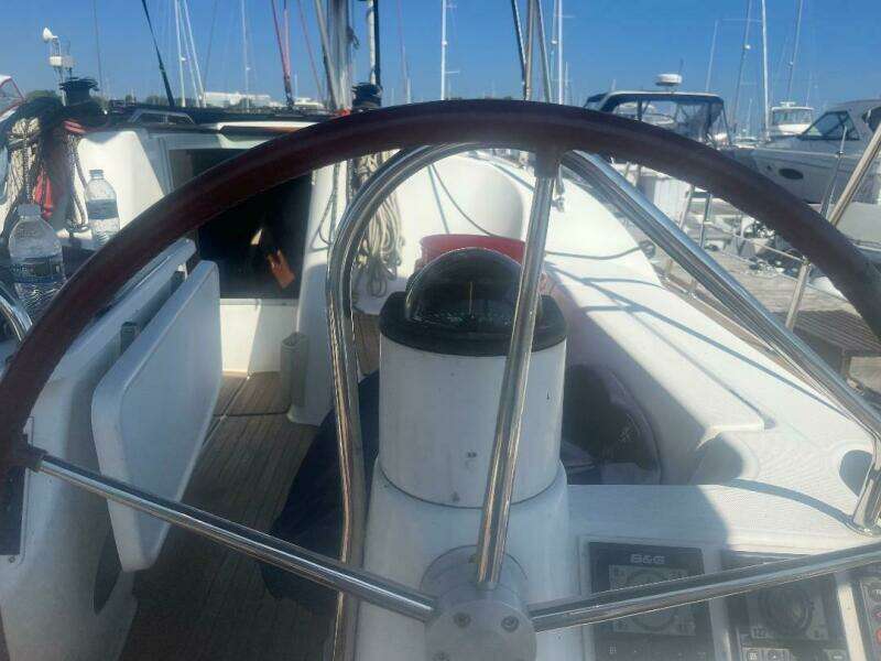 39ft Jeanneau Yacht For Sale