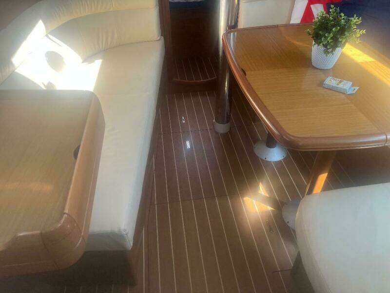 39ft Jeanneau Yacht For Sale