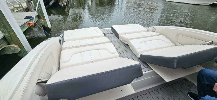 25ft Chaparral Yacht For Sale