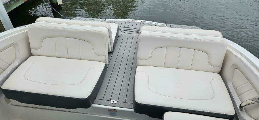 25ft Chaparral Yacht For Sale