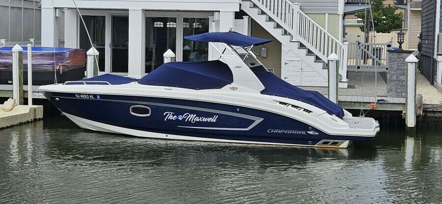 25ft Chaparral Yacht For Sale