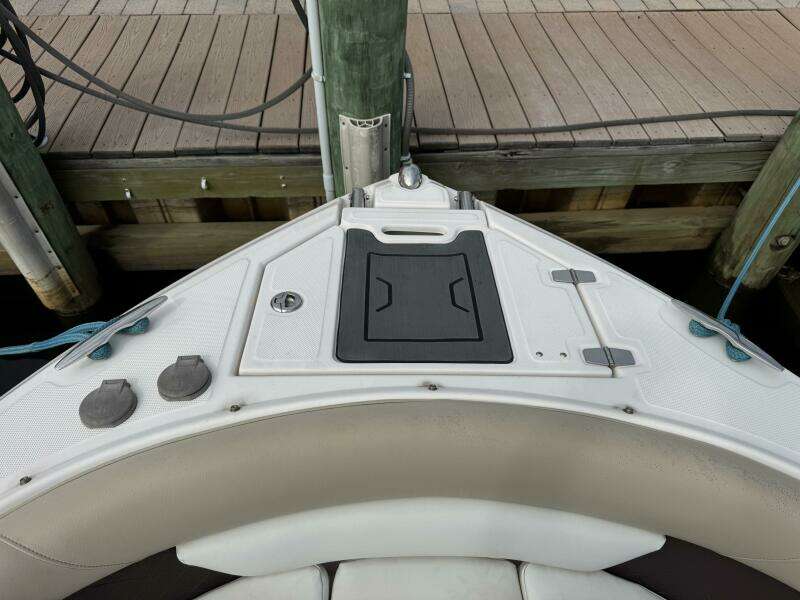 27ft Regal Yacht For Sale