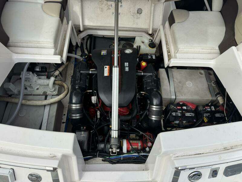 27ft Regal Yacht For Sale