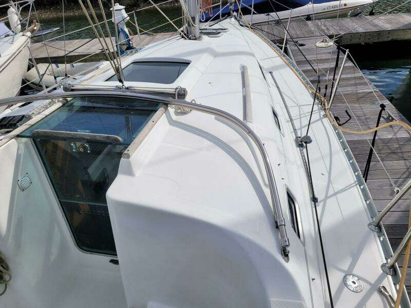 Stravaig 32ft Beneteau Yacht For Sale