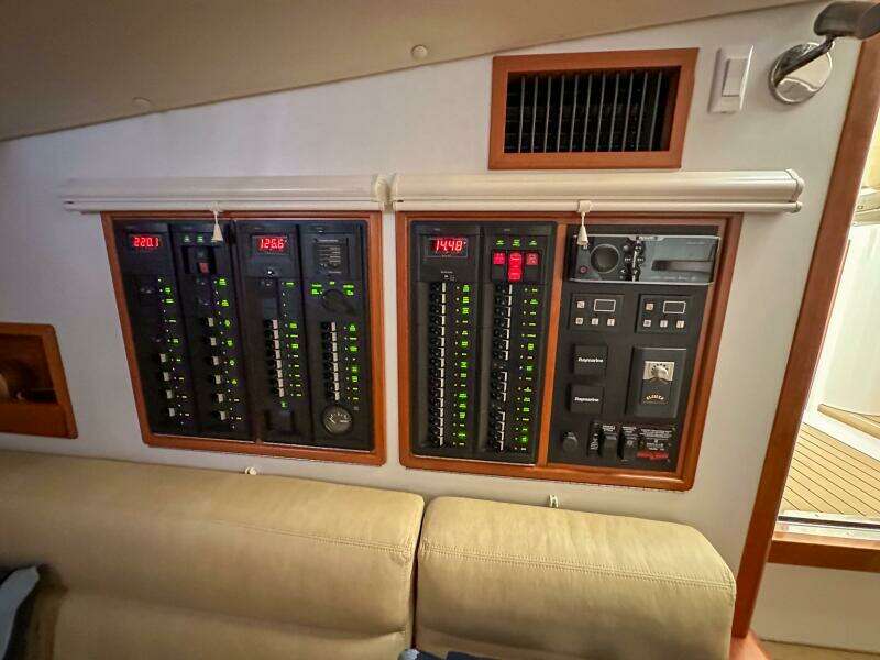 Southern Cross 50ft MJM Yacht For Sale