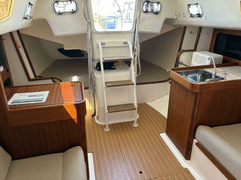 Red Sky 36ft J Boats Yacht For Sale